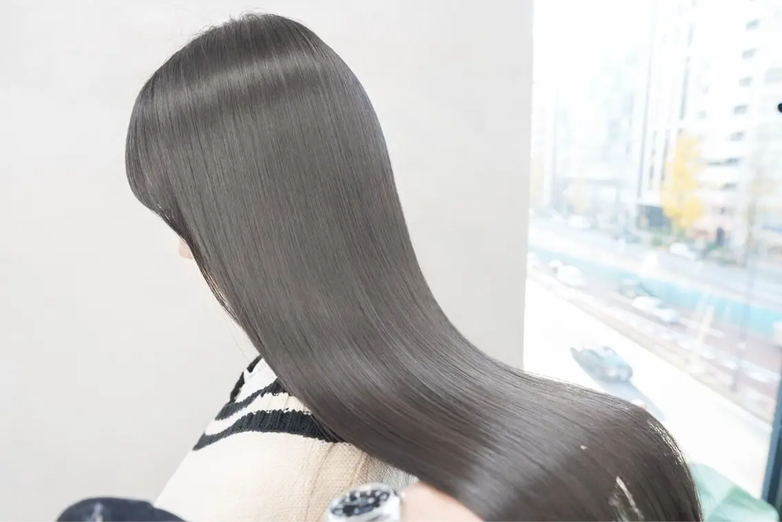 【1日3名限定!平日新規】髪質改善ストレート+カット+カラーの写真