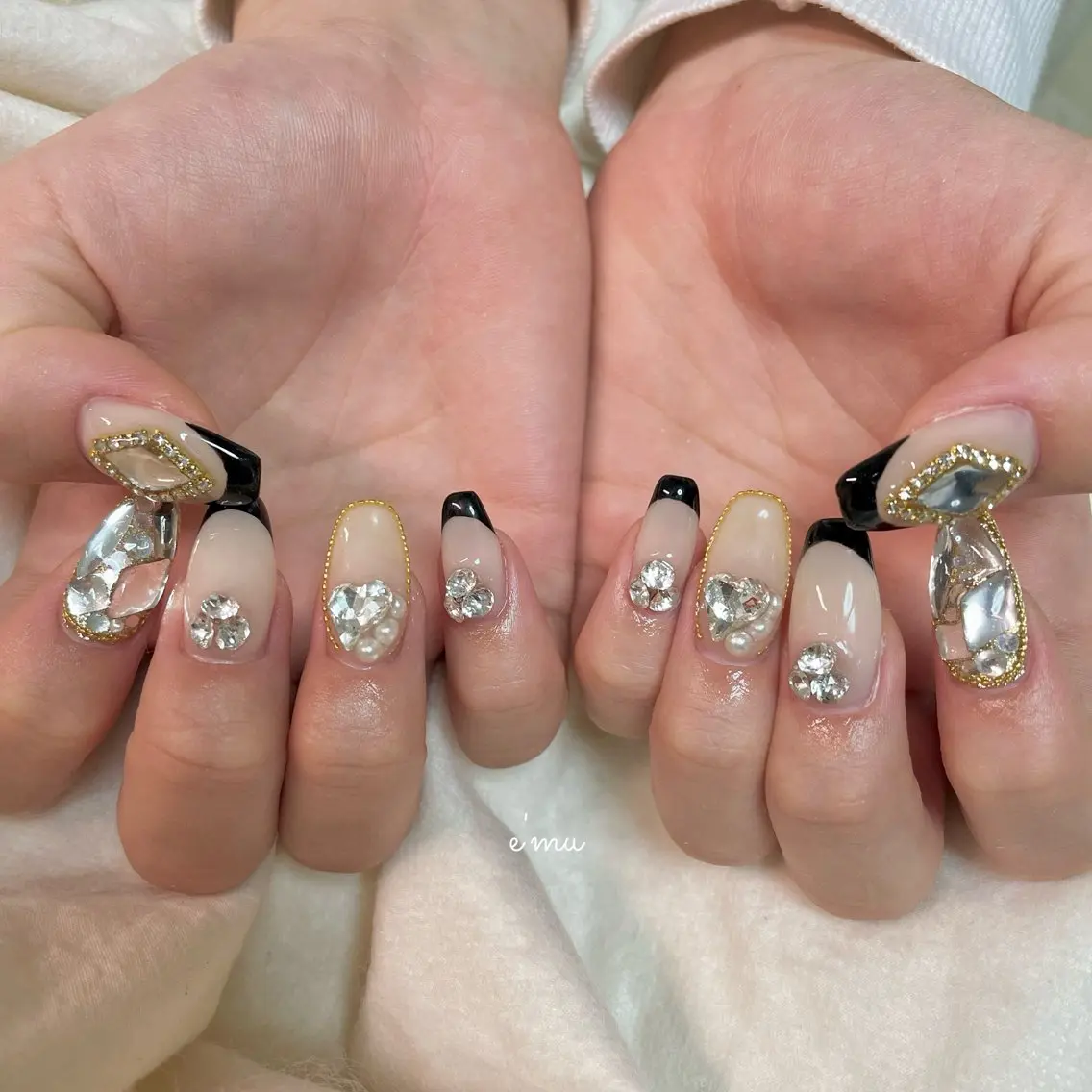ネイル ワンホンネイル ハンドネイル nail salon e'mu💐のネイルデザイン