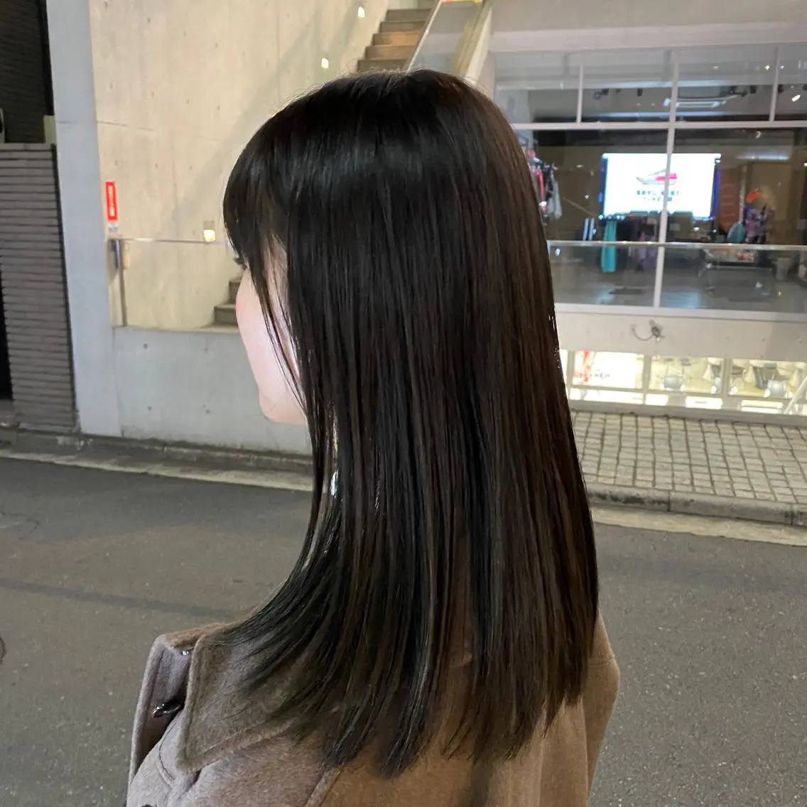 セミロング カラー カット ヘアカラー かりん 🤍のヘアスタイル