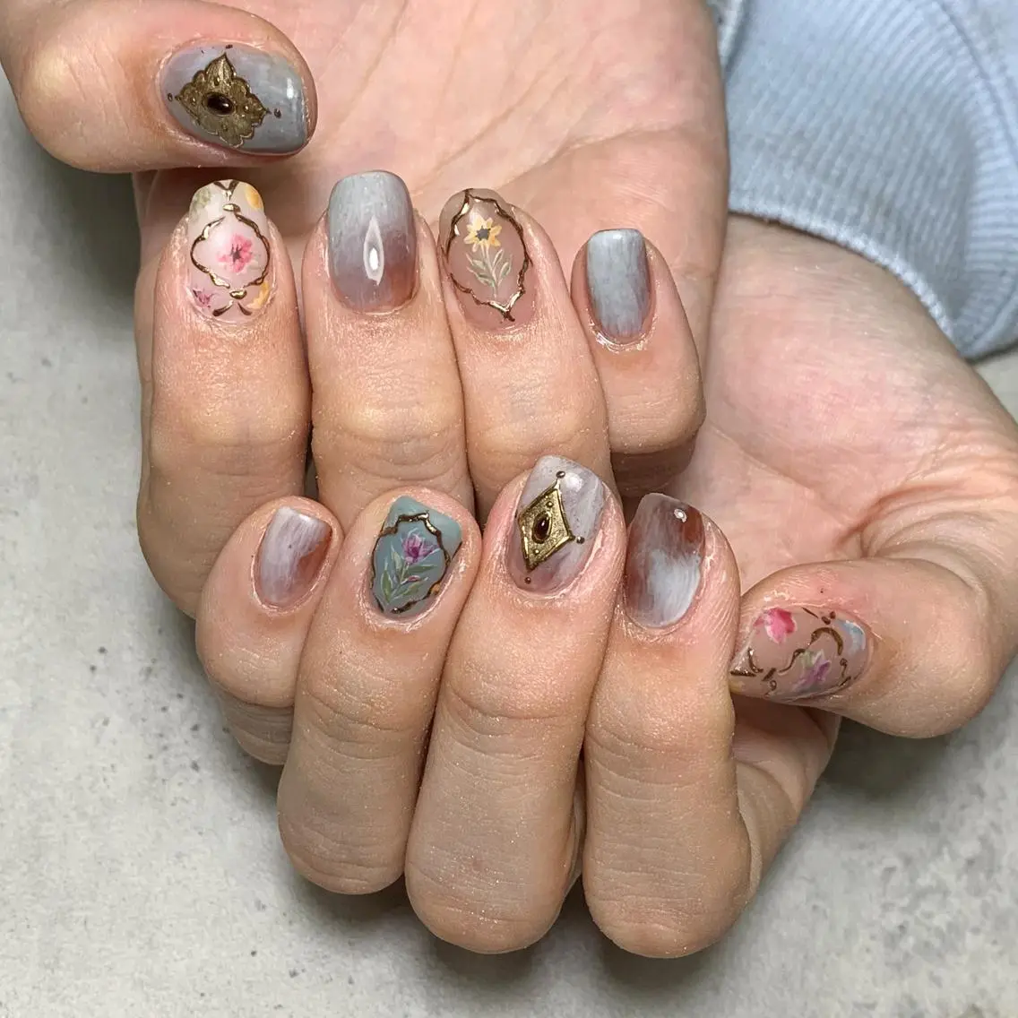 ネイル ハンドネイル FIORITURA aiのネイルデザイン