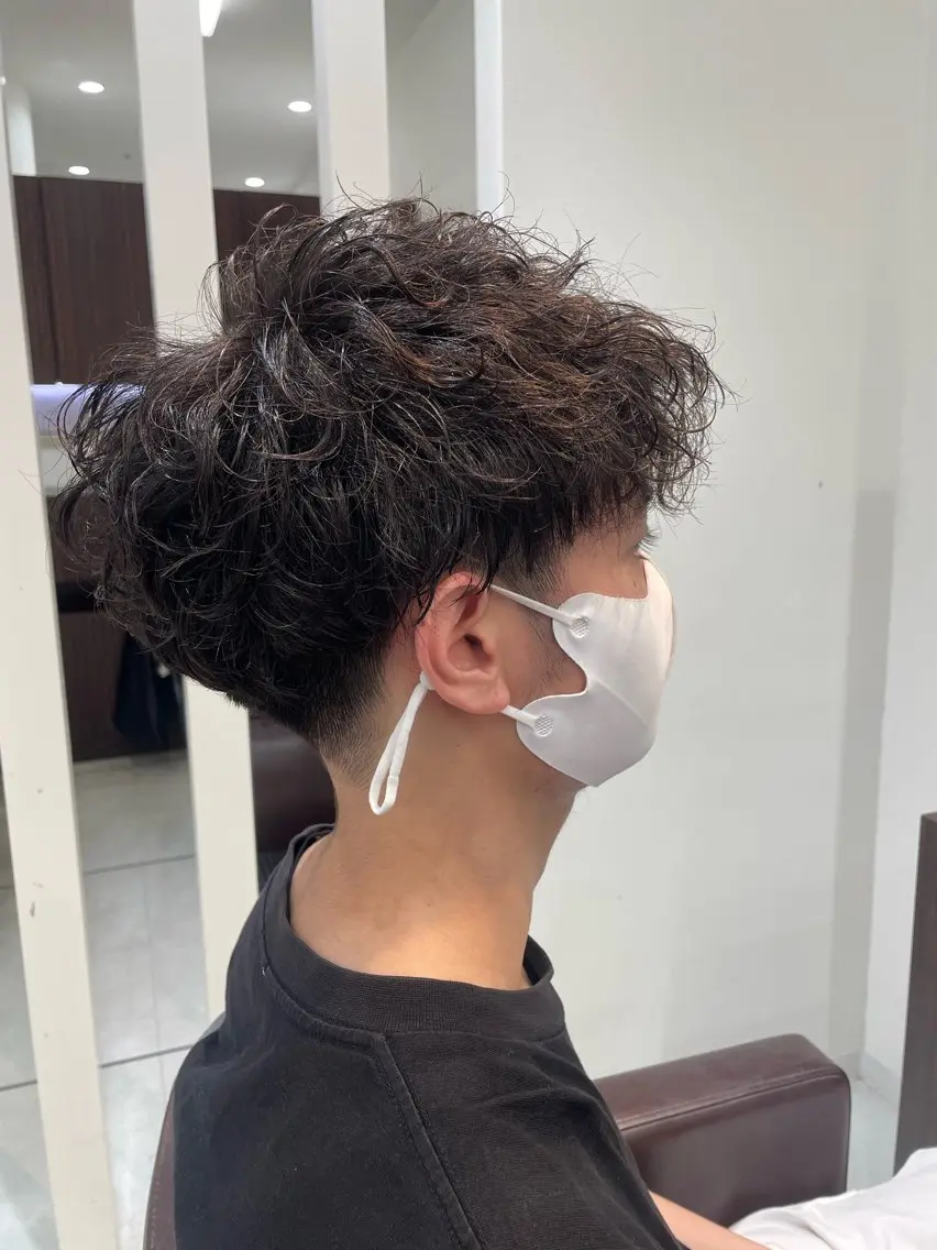 ショート パーマ メンズ メンズパーマ 波巻きパーマ 【千葉駅南口歩1分】 MAKAのヘアスタイル