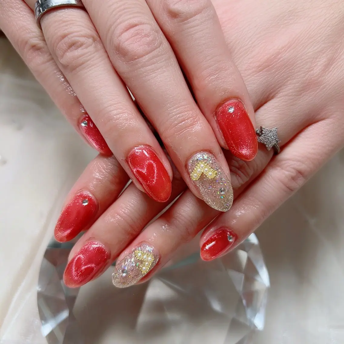 ネイル ハート キラキラネイル マグネットネイル バレンタイン ハンドネイル Cute Tips nailのネイルデザイン