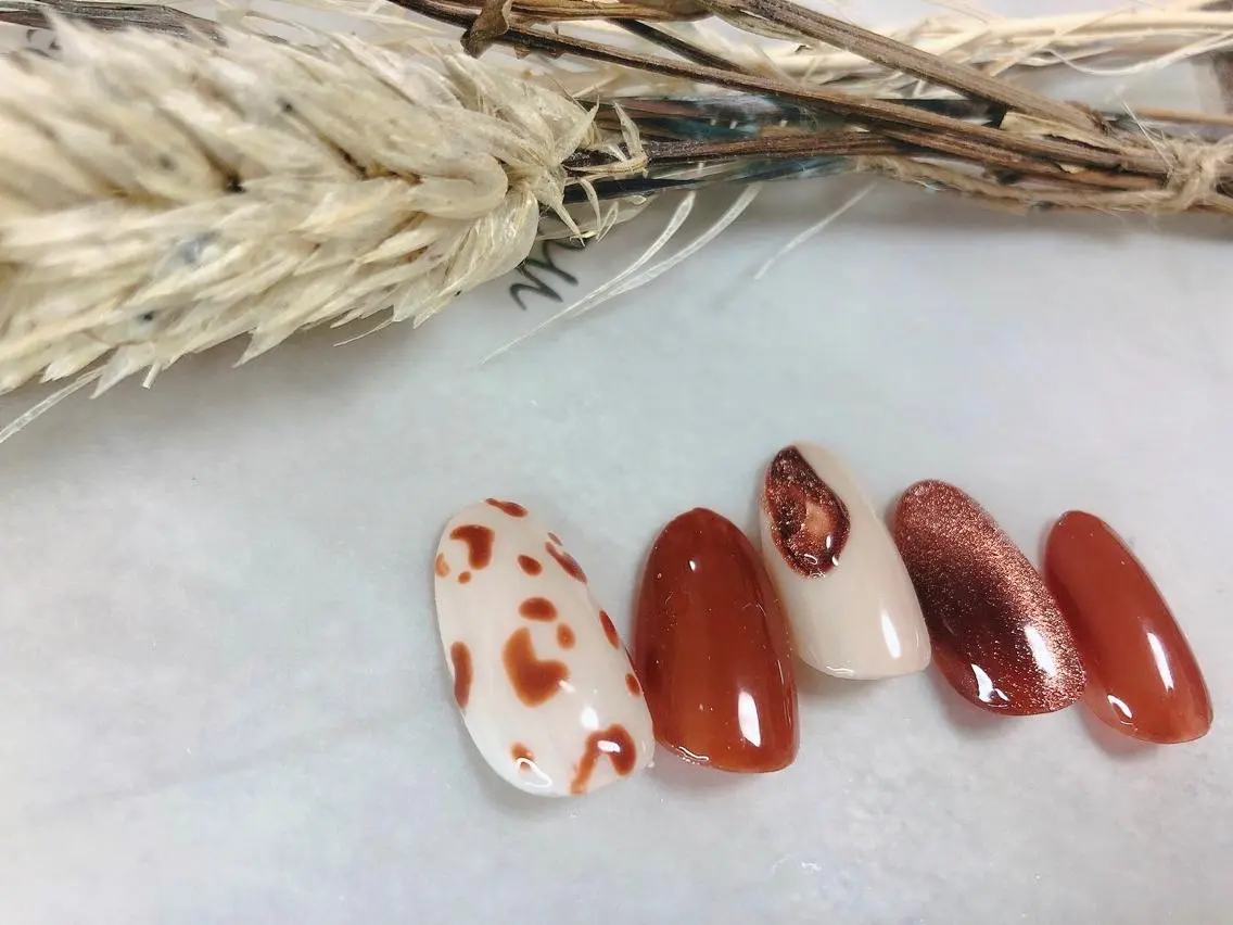 ネイル ハンドネイル mogunail &blowのネイルデザイン