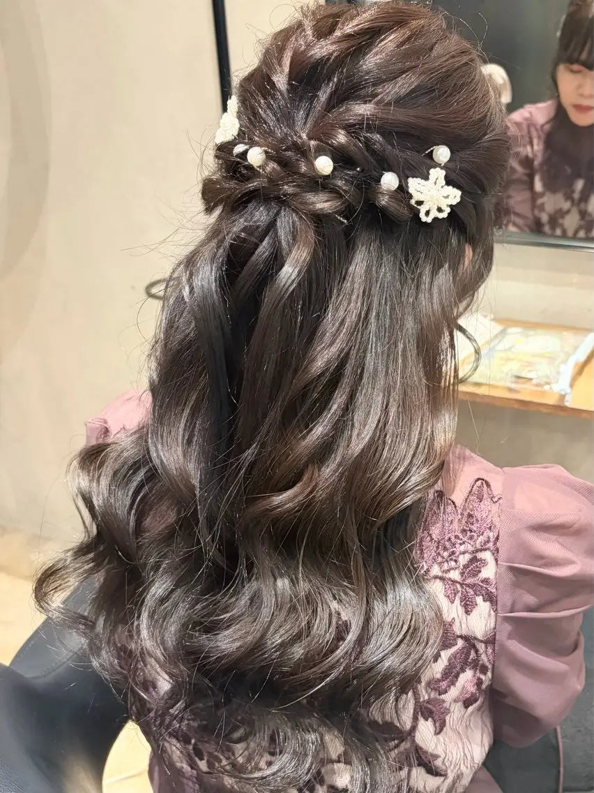 ロング ヘアアレンジ ハーフアップ ヘアセット みわ/博多 ブリーチ/メンズヘアのヘアスタイル