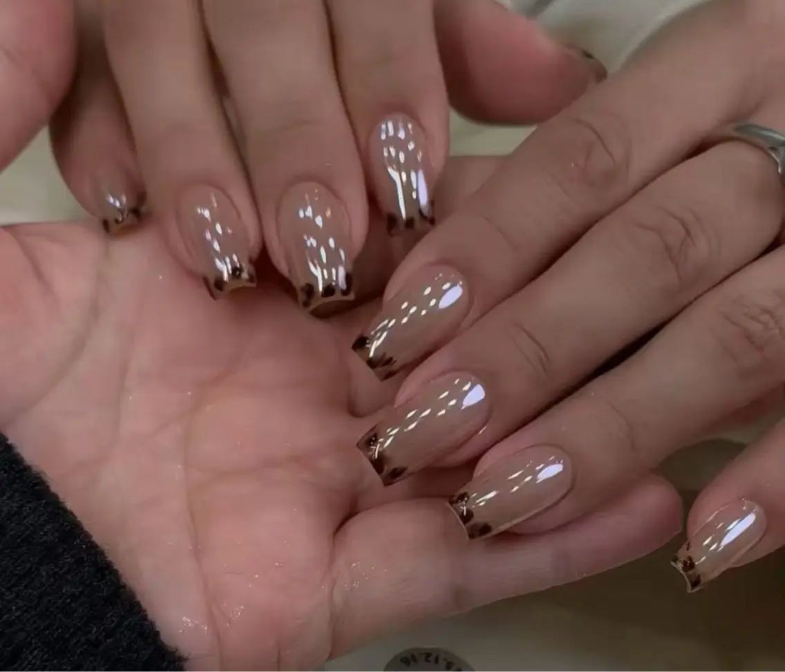 ネイル ボルドー ブラウン フットネイル フレンチネイル グラデーション ハンドネイル Lynn_ Nailのネイルデザイン