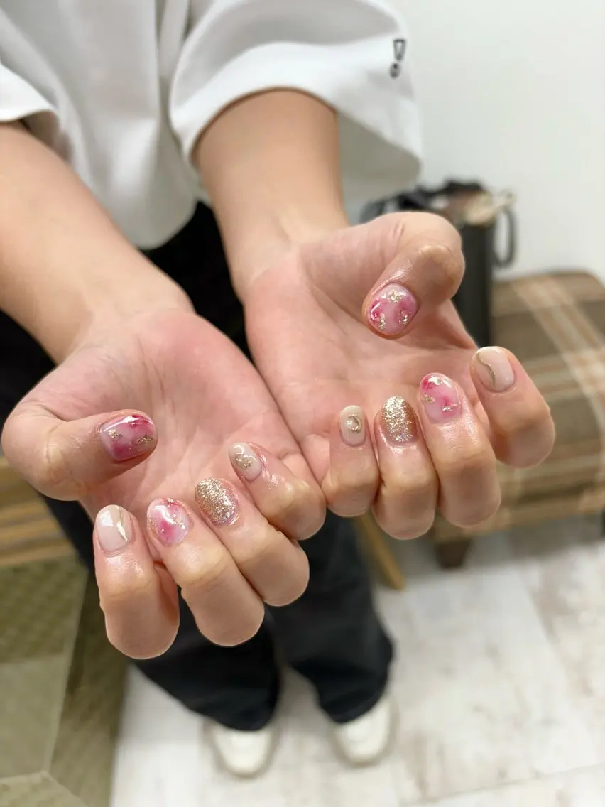 ネイル 吉田 里菜のネイルデザイン