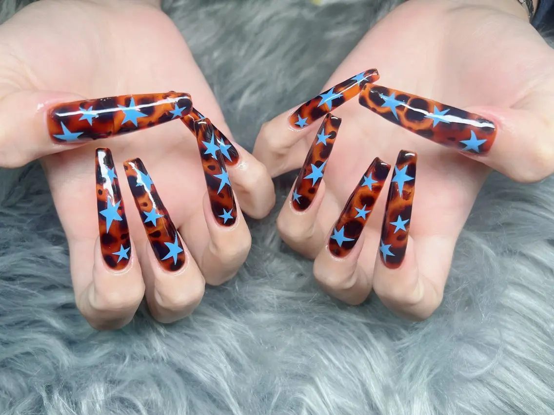 ネイル チークネイル ドット フレンチネイル グラデーション 韓国ネイル ハンドネイル Kei Nail Shibuyaのネイルデザイン