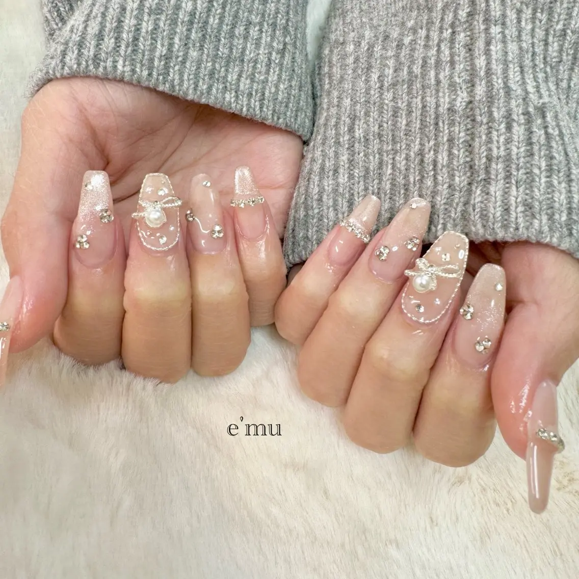 ネイル ガーリー ハンドネイル nail salon e'mu💐のネイルデザイン