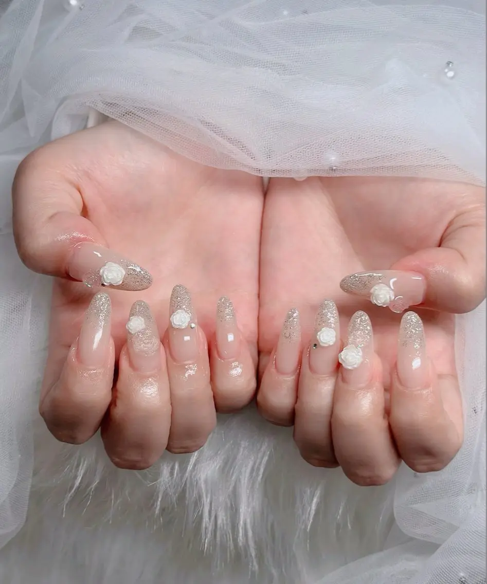 ネイル フレンチネイル ジェルネイル ガラスフレンチ ハロウィン ハート ハンドネイル H.baby Nail Salonのネイルデザイン