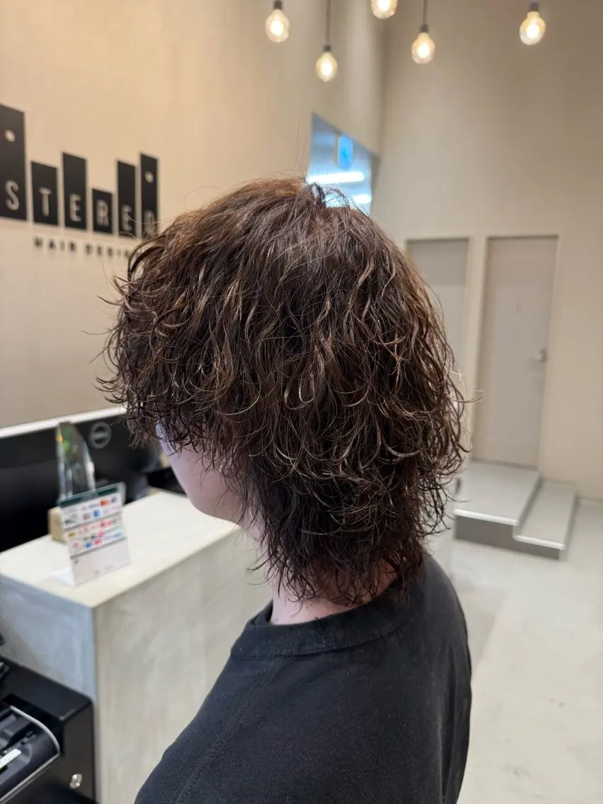 ミディアム ミディアムパーマ ウルフカット カット パーマ トリートメント ✂️ステレオ知立✂️ 福田拓人⚽️のヘアスタイル