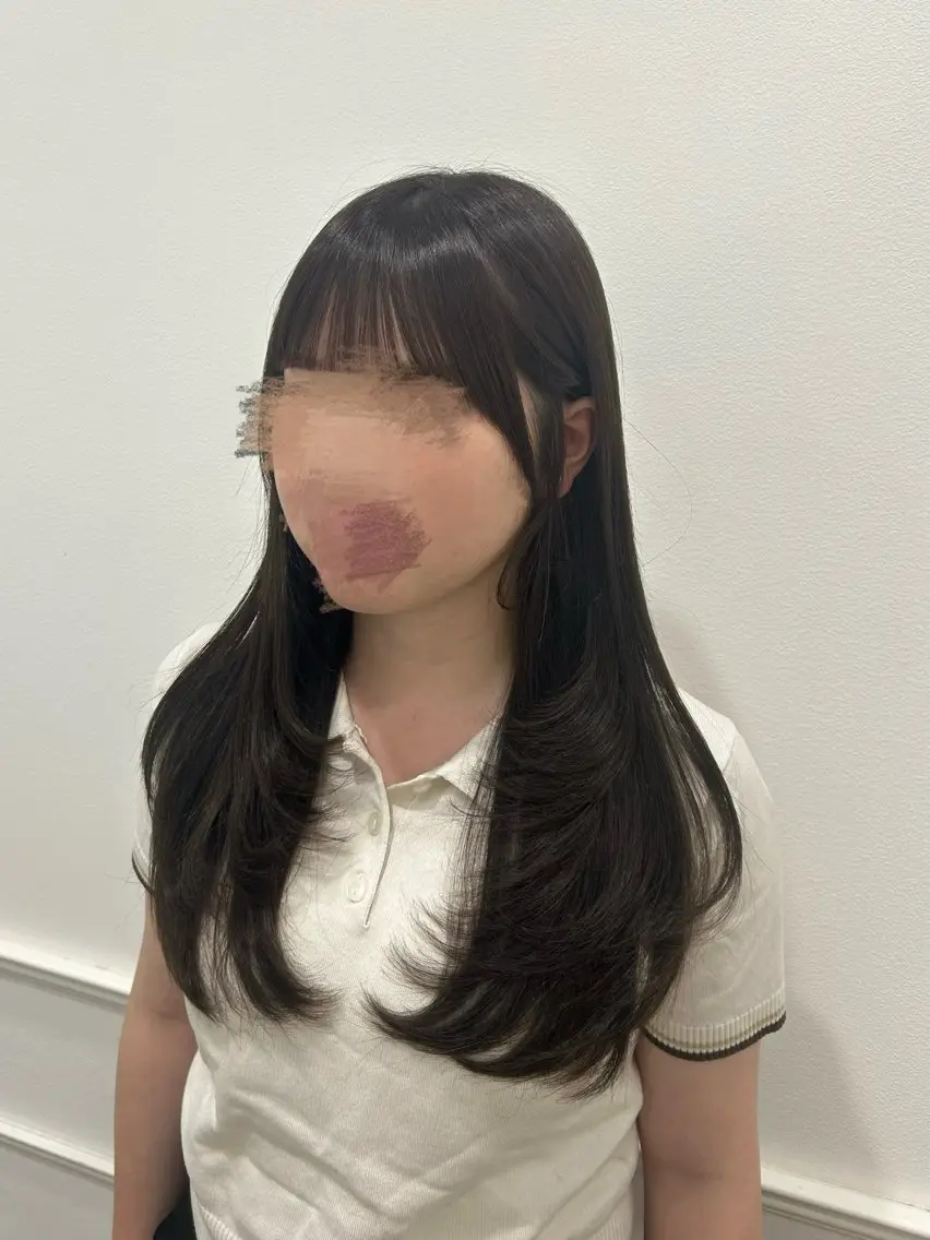 ロング レイヤーカット カット 新田 妃那のヘアスタイル
