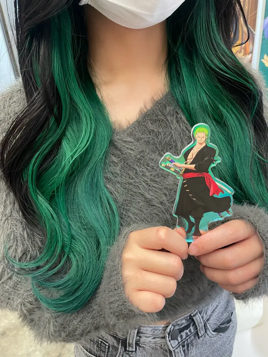 ロング カラー カット ヘアカラー インナーカラー 推し ブリーチ  髪質改善のヘアスタイル