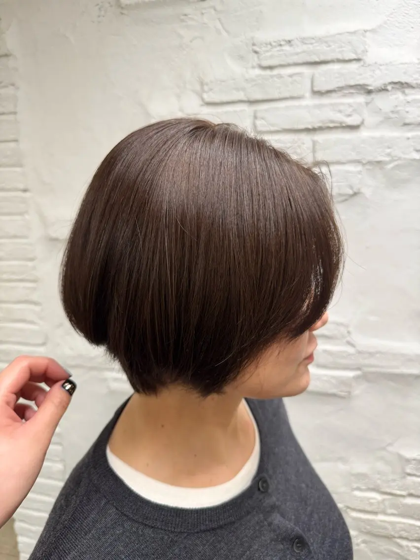 ショート ヘアカラー トリートメント 亀窪 彩華のヘアスタイル