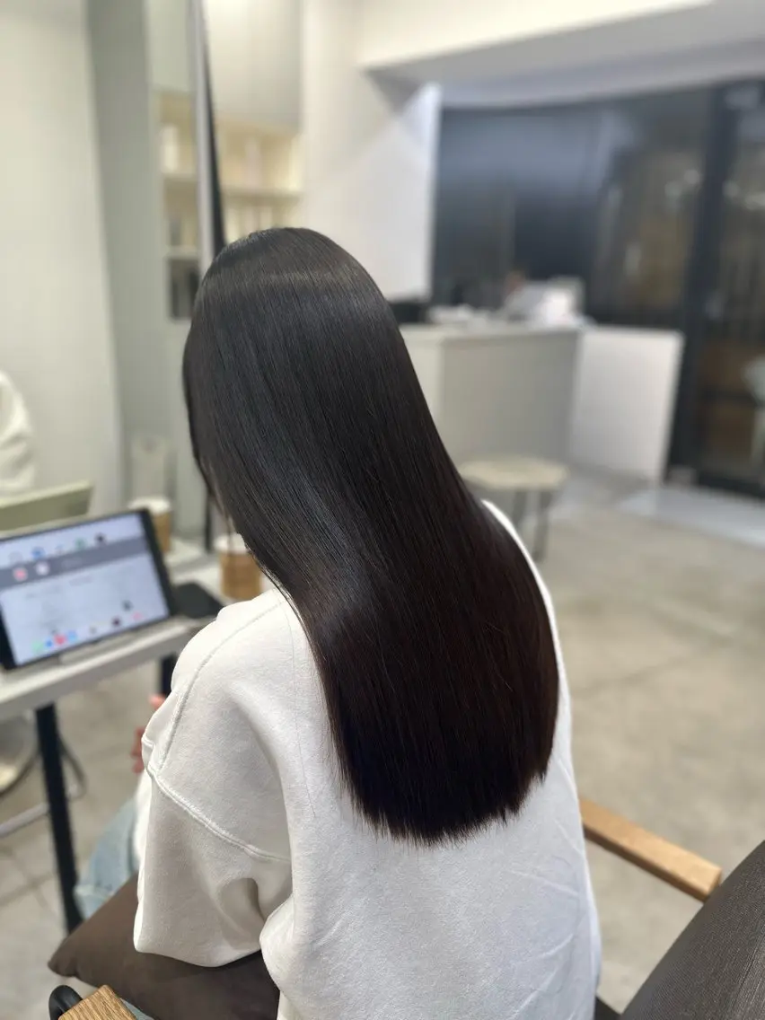 ロング パーマ 縮毛矯正 トリートメント ハイトーンカラー が絶対可愛い✨泰聖✨のヘアスタイル
