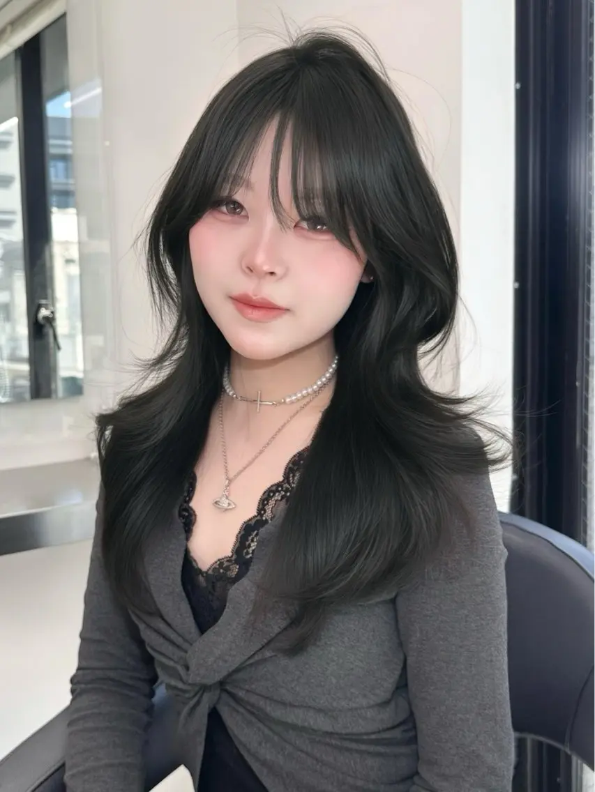 ロング カラー ヘアカラー ヘアセット 上品モテヘア🩶 karen🩶のヘアスタイル