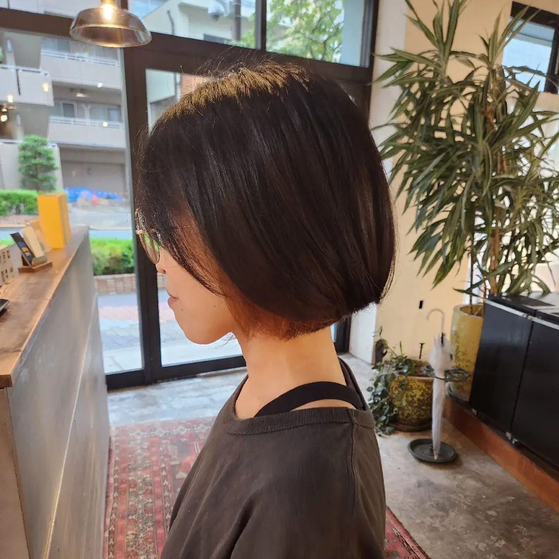 ショート カラー ハヤシ マユ ✂ 府中美容室のヘアスタイル