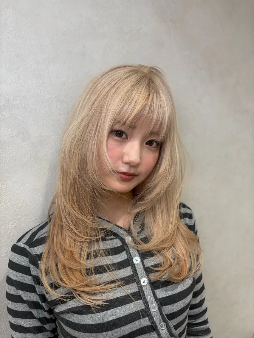 セミロング ハッシュカット ハイレイヤー レイヤーカット Yuta✂︎ 韓国レイヤー🪽のヘアスタイル