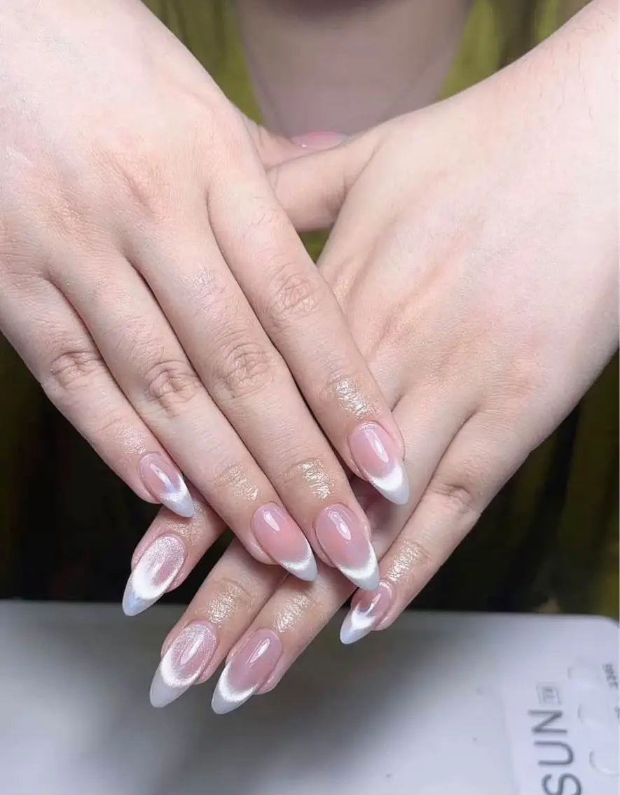 ネイル チークネイル ドット フレンチネイル グラデーション 韓国ネイル ハンドネイル Minette nailrinrinのネイルデザイン