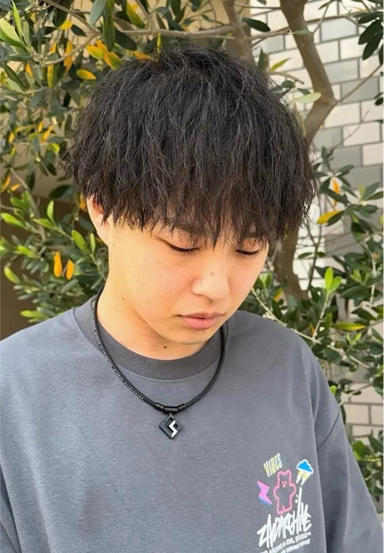 パーマ メンズ メンズパーマ メンズツイストパーマ ツイストスパイラルパーマ スパイラルパーマ ツイストパーマ 年間2000名担当◎ パーマ職人/仲原佑樹のヘアスタイル