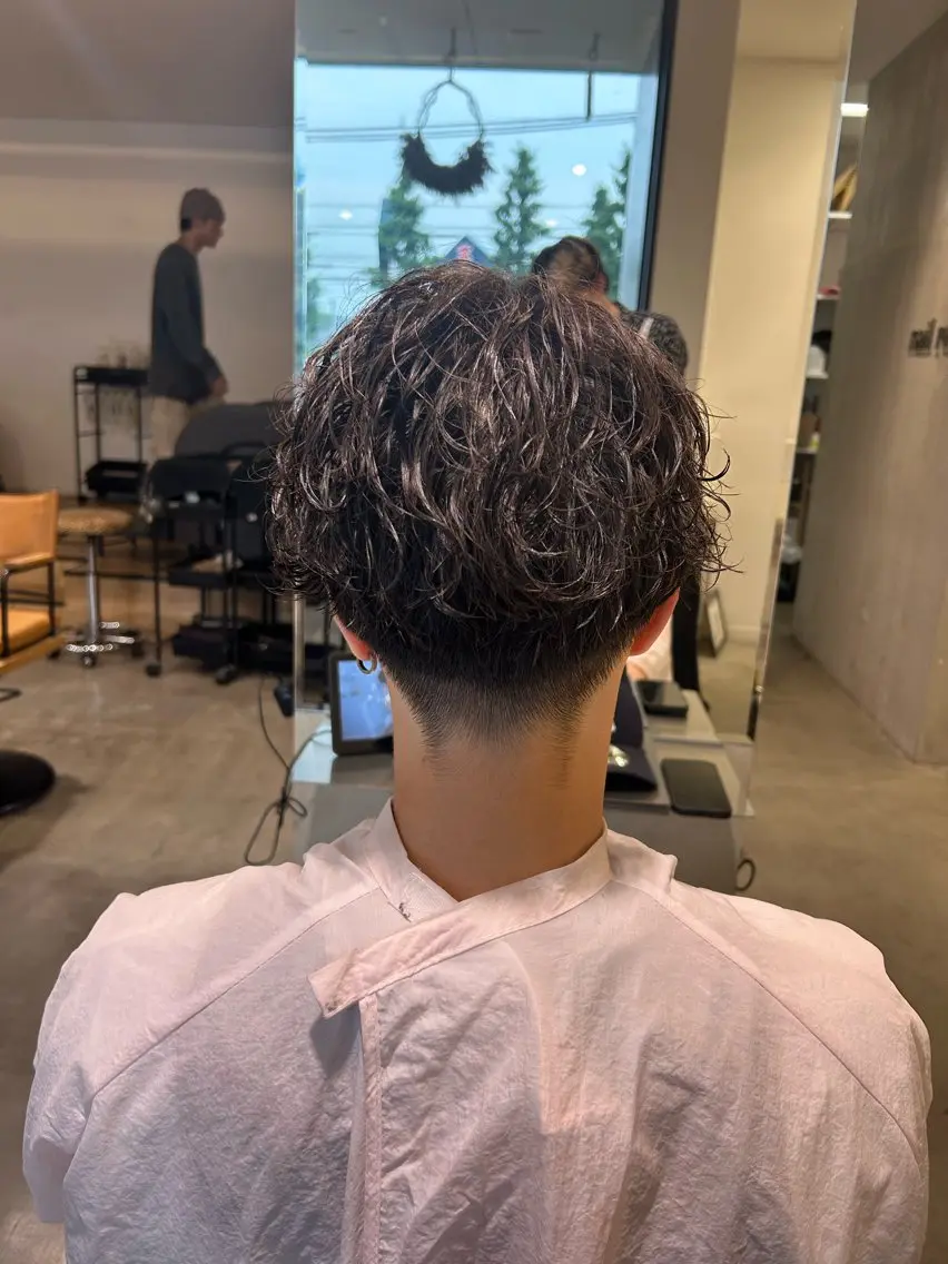 メンズ tote. 成瀬晃のヘアスタイル