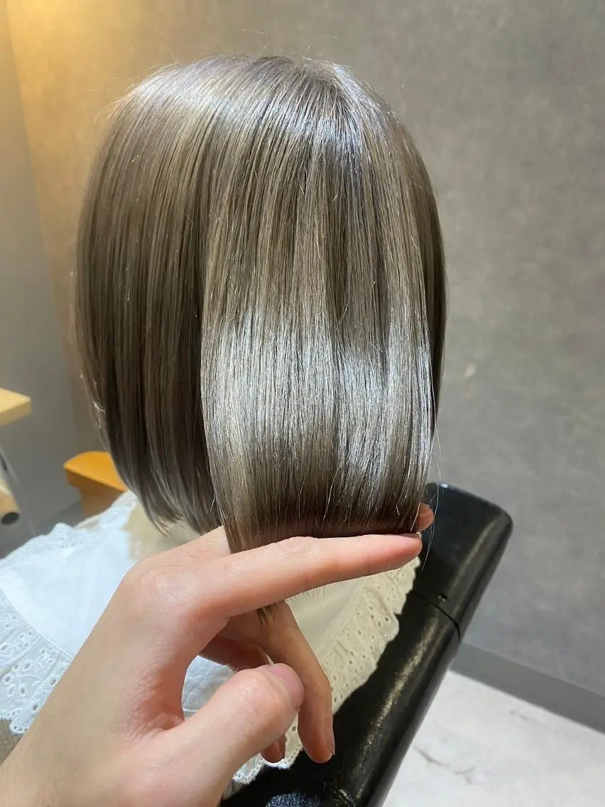 カット+システム4stepトリートメントの写真