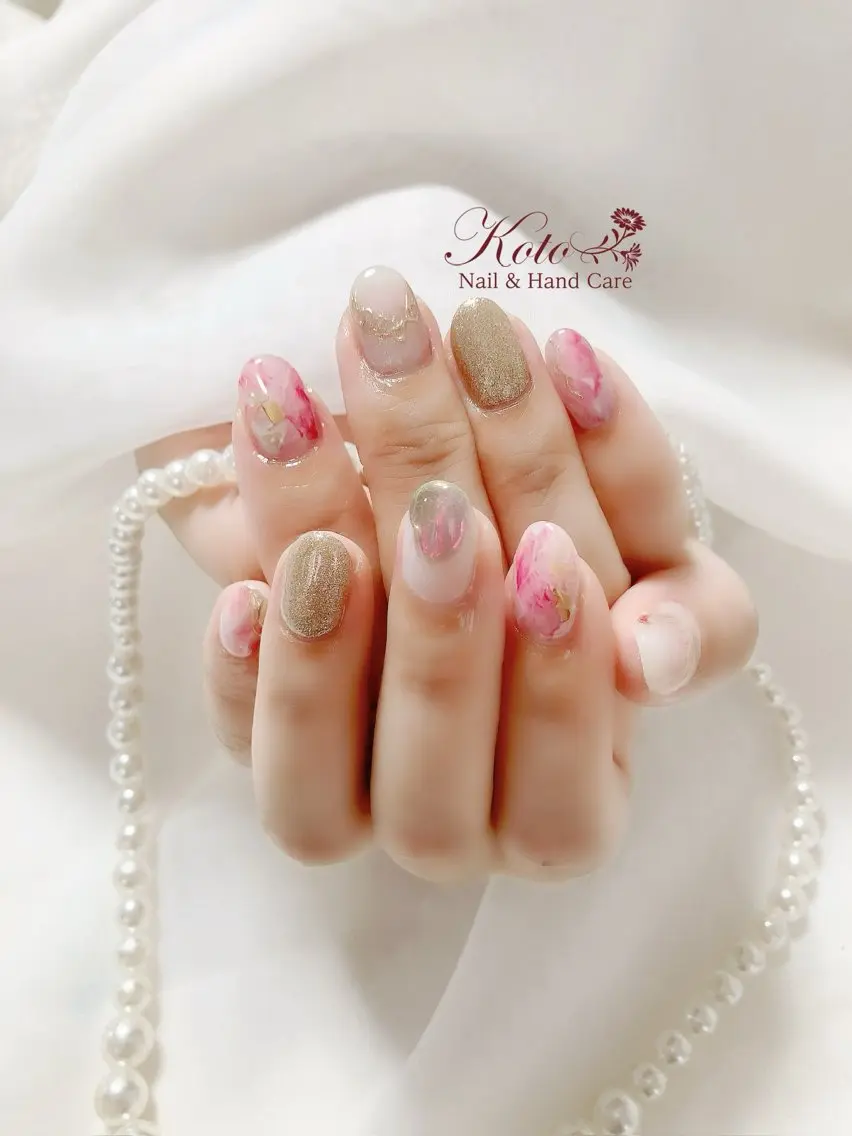 ネイル 長さ出し ジェルネイル 持ち込み ニュアンスネイル 赤色 ハンドネイル Nail Salon KOTOのネイルデザイン