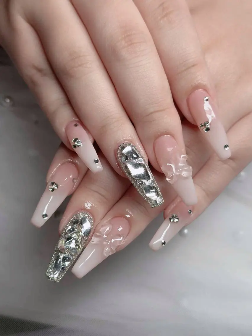 ネイル フレンチネイル ジェルネイル ハロウィン 韓国ネイル マグネットネイル ハンドネイル Hbaby nailのネイルデザイン
