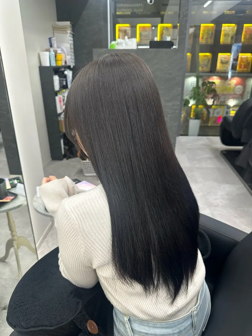 ロング カラー 透明感カラー グレージュ カット ヘアカラー 縮毛矯正/艶カラー /髪質改善/なんばのヘアスタイル