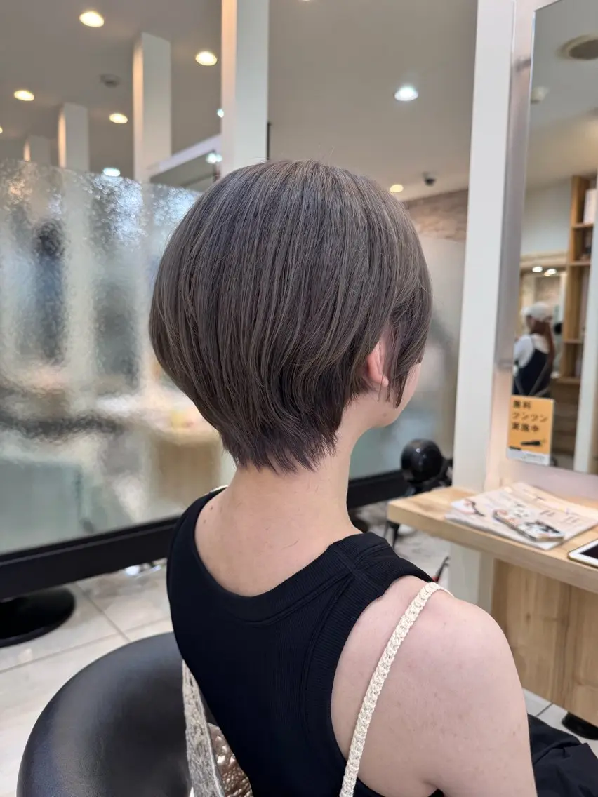 ショート カラー ハイトーンカラー ショートヘア Seeknext // Rukaのヘアスタイル