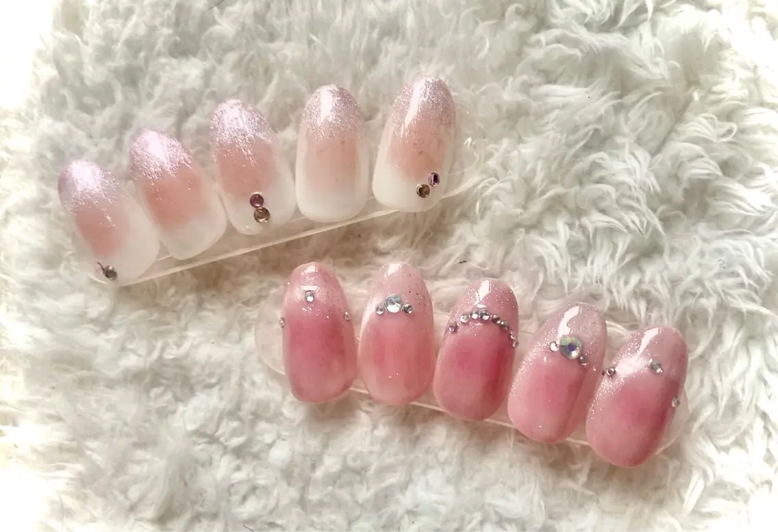 ぽわっとチークデザインネイル💕(オフあり、甘皮ケア付)の写真