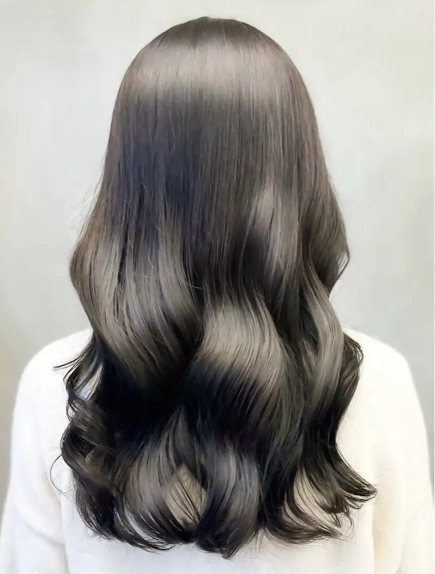 ロング カラー カット ヘアカラー トリートメント 石井 彩乃のヘアスタイル