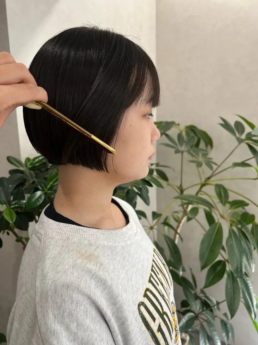 ショート 前下がりボブ ボブ 小顔カット カット 艶ボブ🤎ボブパーマ 透明感カラー\メンズのヘアスタイル