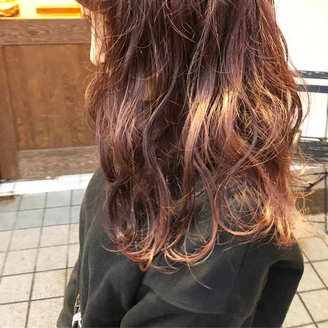 ミディアム カラー ブリーチ ピンクカラー 艶髪育成サロン 京橋　shinのヘアスタイル