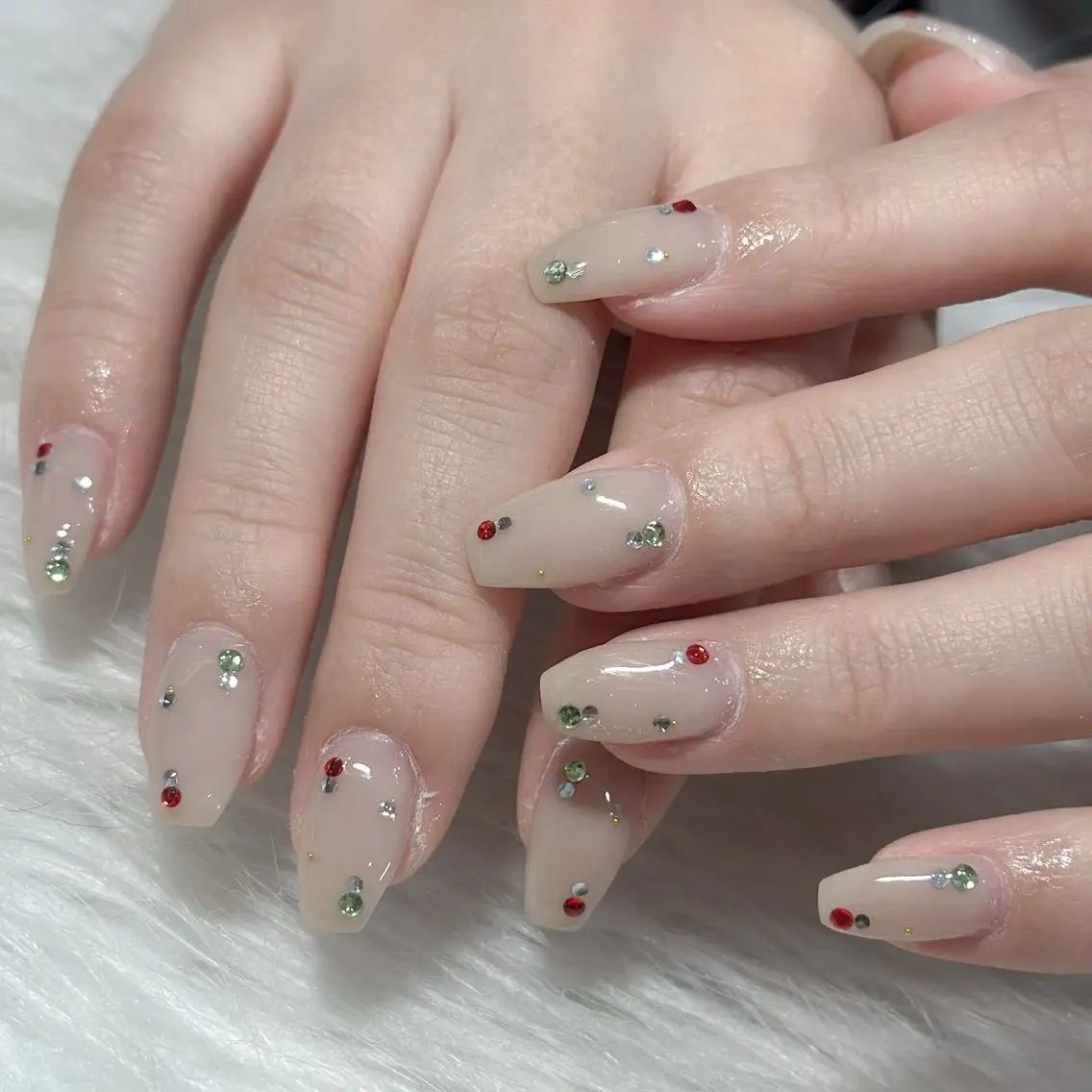ネイル ハンドネイル フットネイル LAVISH nanamiのネイルデザイン