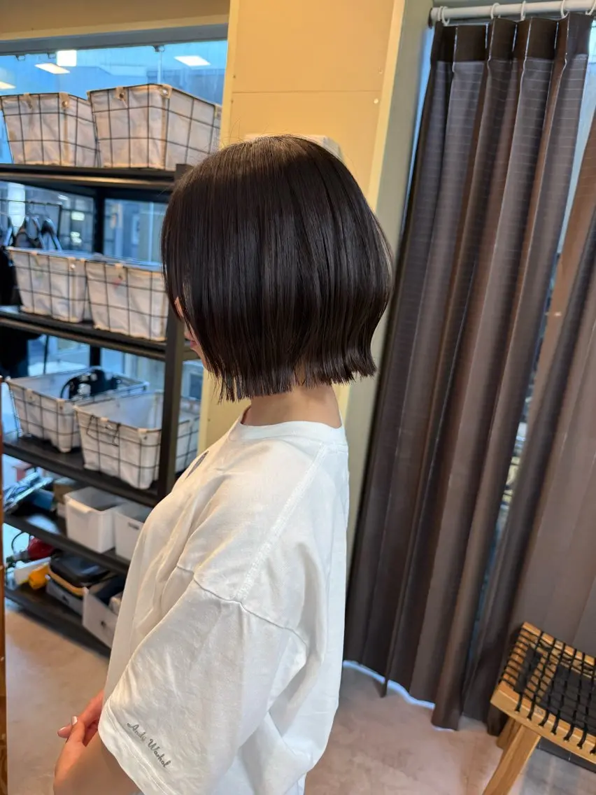 ショート カラー カット ヘアカラー トリートメント 伶風/ ボブのヘアスタイル
