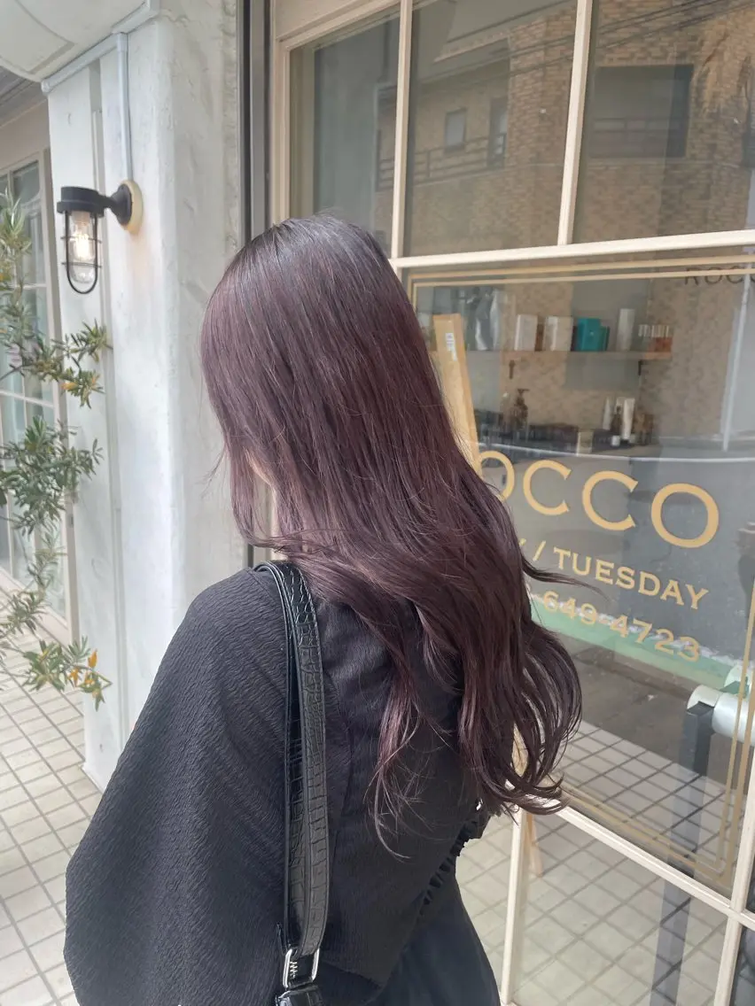 ロング ヘアカラー アイナ ROCCOのヘアスタイル