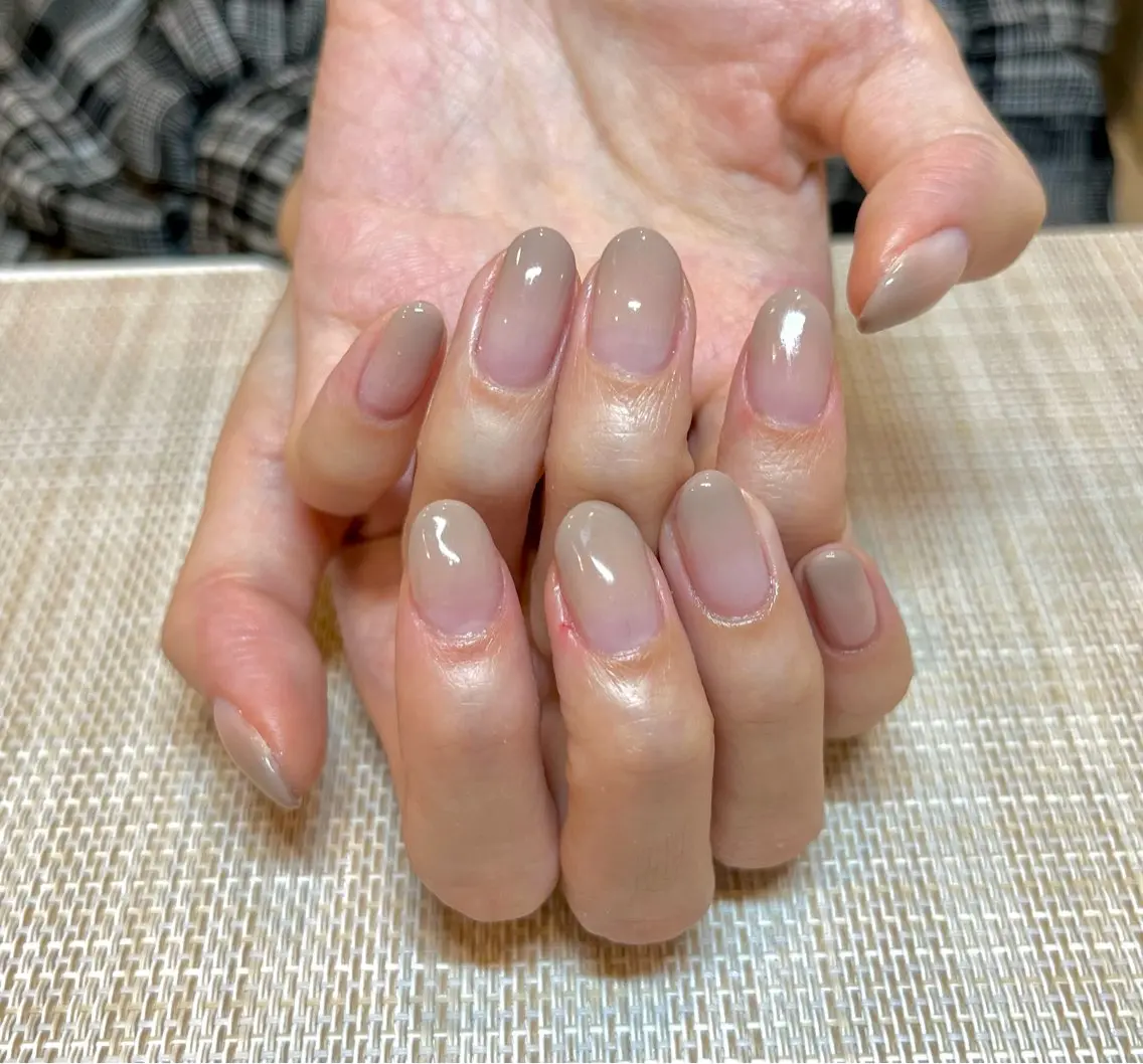 ネイル グラデーション オフィスネイル シンプルネイル ハンドネイル プライベートサロン N's Nailのネイルデザイン