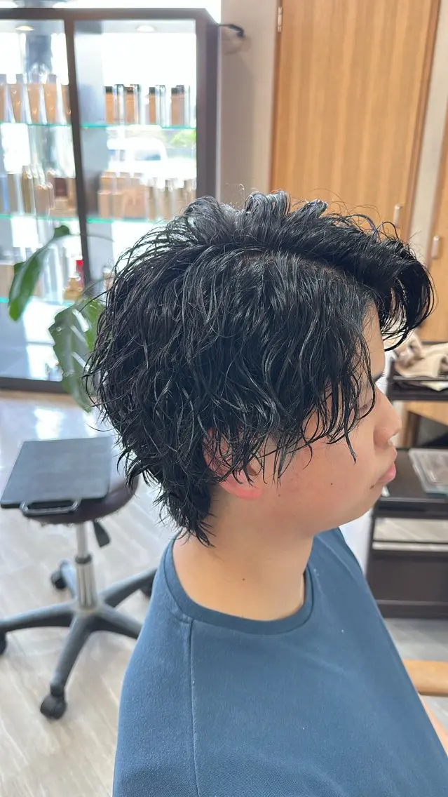 パーマ メンズ メンズウルフカット ウルフカット arika オケシ　リョウダイのヘアスタイル