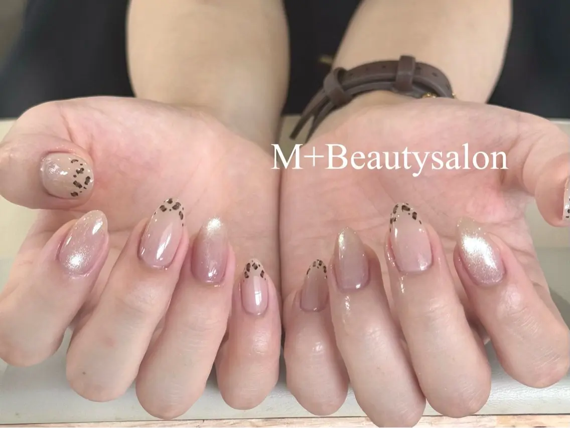 ネイル M+  Beauty Salonのネイルデザイン