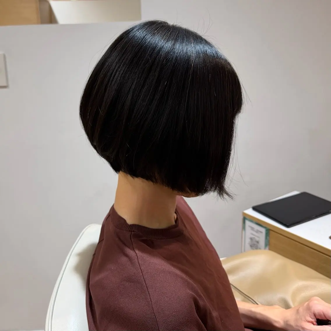 ミディアム ボブ レイヤーカット カット 古澤 愛華のヘアスタイル