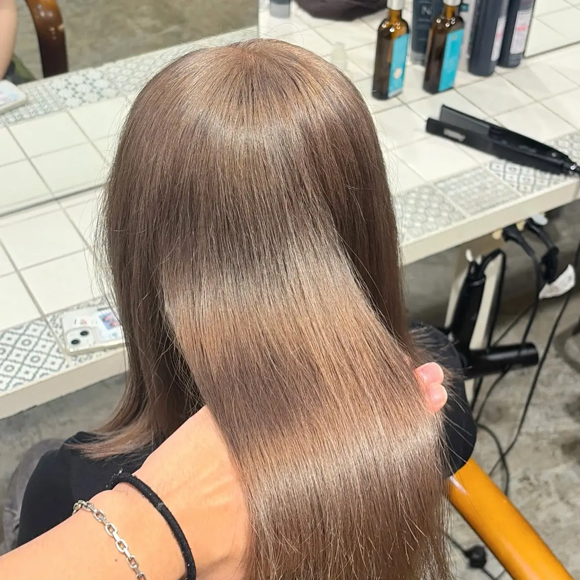カラー ヘアカラー 五川 懸心のヘアスタイル
