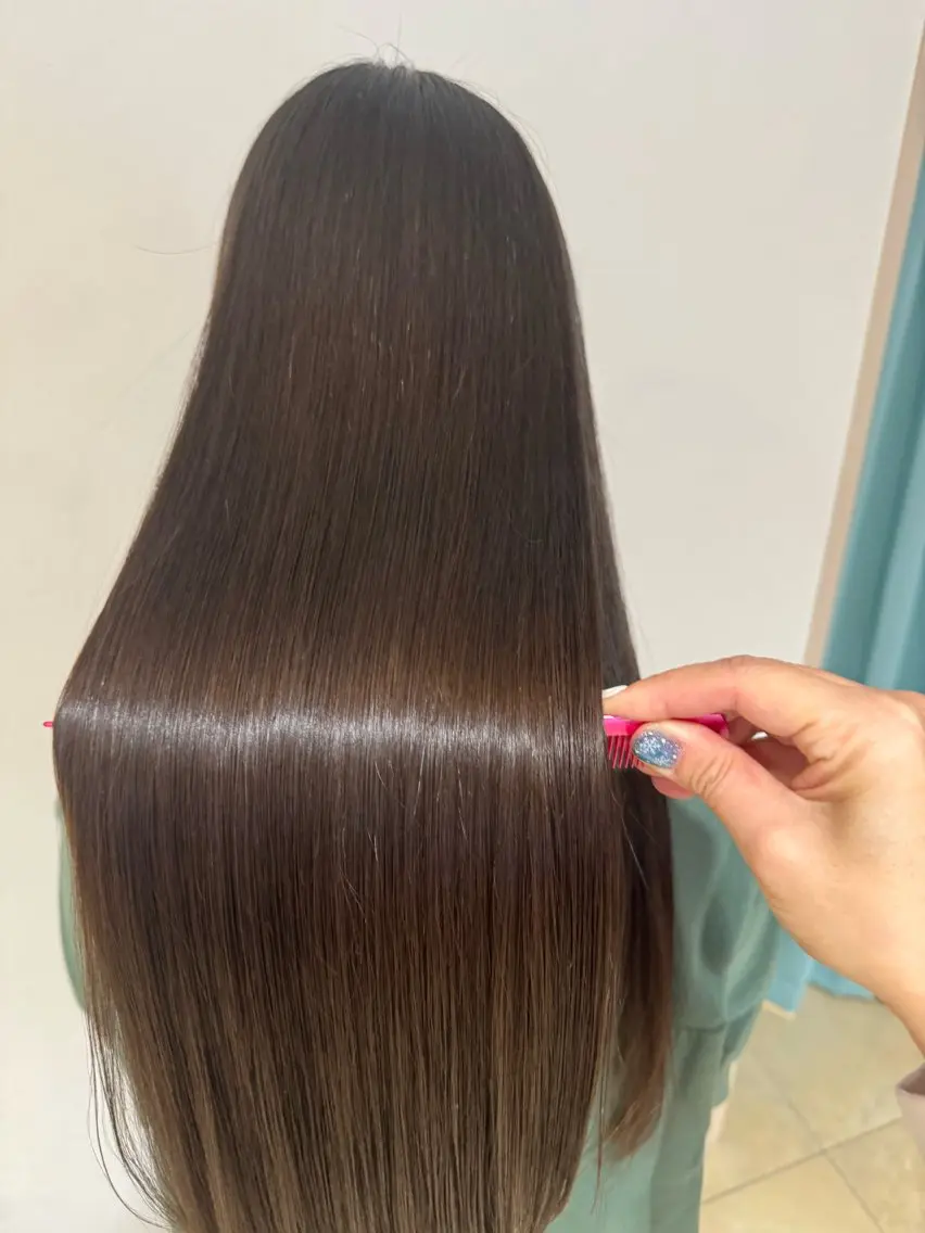 ロング 髪質改善 縮毛矯正 服部 路代のヘアスタイル