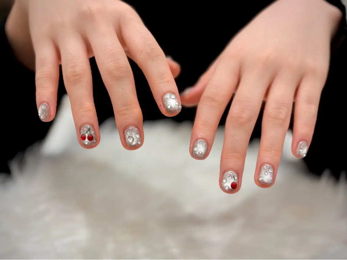 ネイル マグネットネイル Nails by Kikiのネイルデザイン
