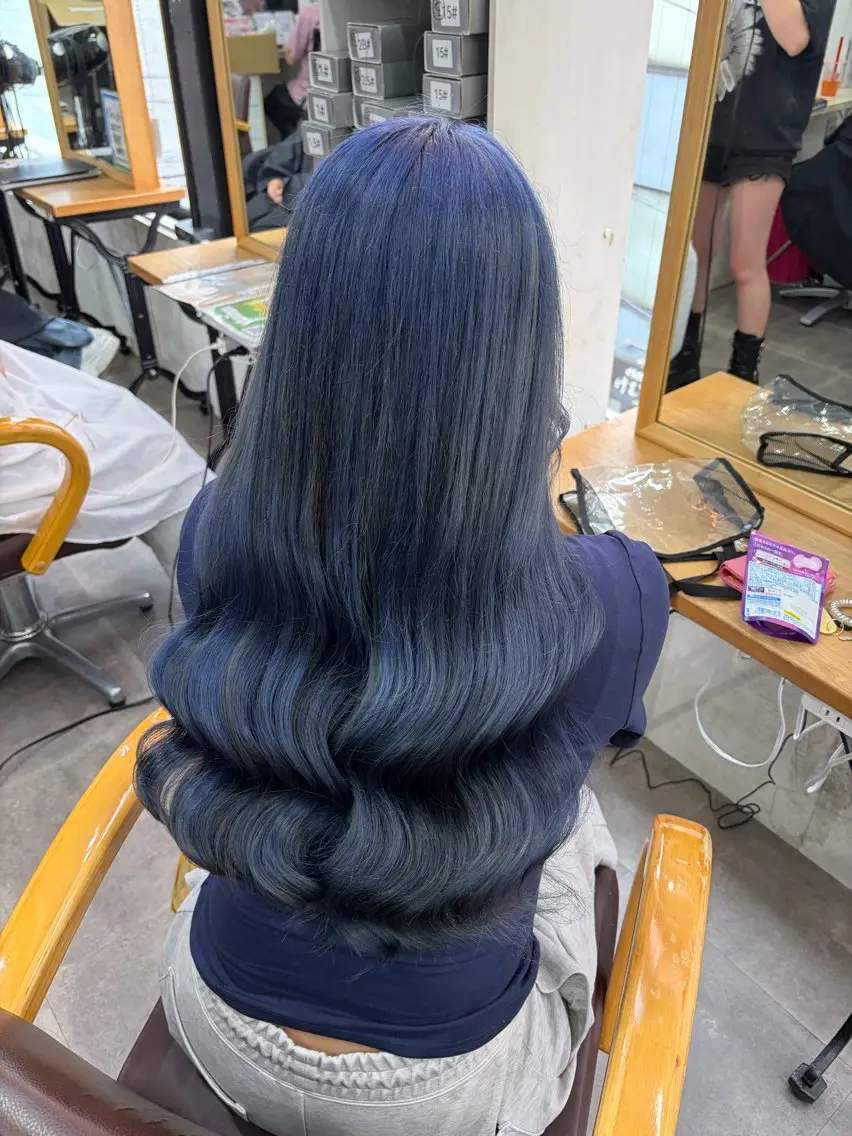 ロング ヘアカラー エクステ ⭐️U-topia ⭐️和泉田 りさ⭐️のヘアスタイル