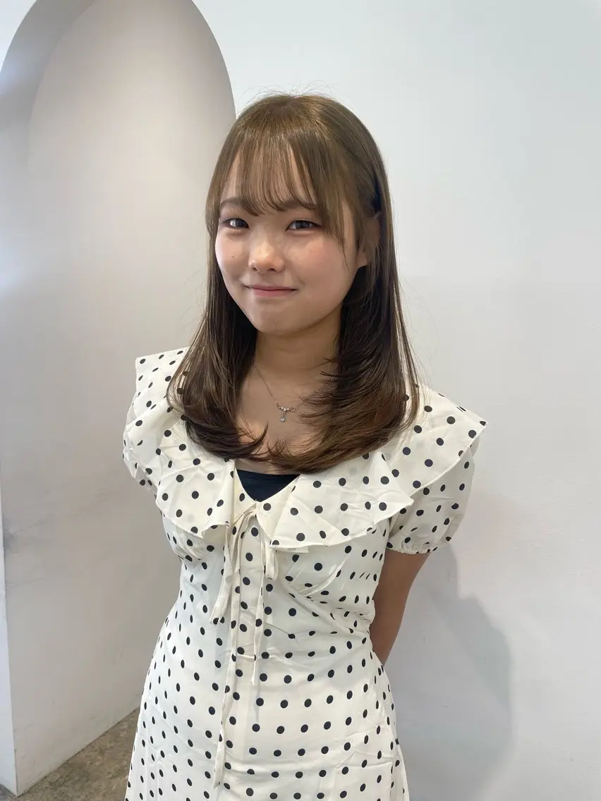 ミディアム カラー カット ヘアカラー 𝘚𝘶𝘻𝘶 𓂃𓈒𓏸のヘアスタイル