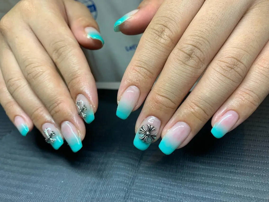 ネイル 持ち込み rn__ nailのネイルデザイン