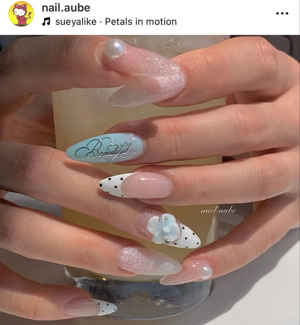 ネイル アートネイル フレンチネイル グラデーション ラメ(グリッター) マグネットネイル ハンドネイル Lumi de nailsのネイルデザイン