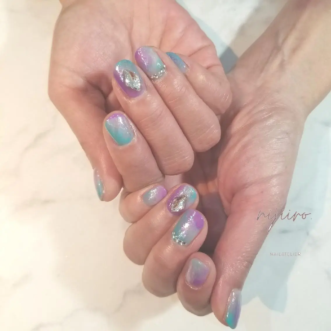 ネイル ハンドネイル nijiiro🌈 サトウのネイルデザイン