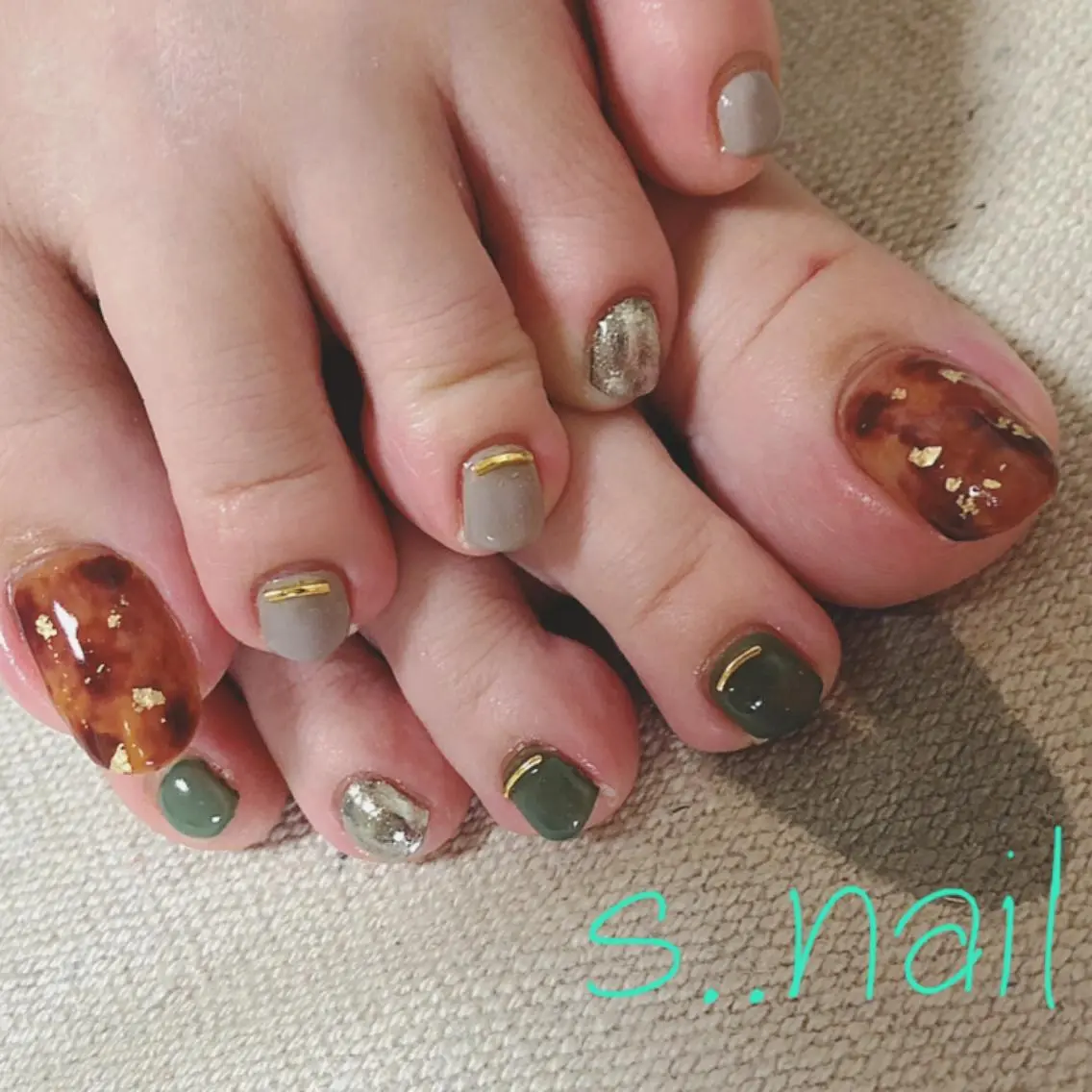 ネイル べっ甲ネイル ハンドネイル フットネイル s..nail / MORITAのネイルデザイン