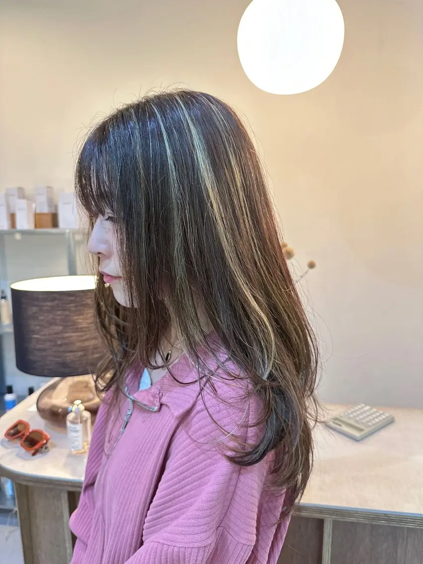 ロング カラー Shiro RENのヘアスタイル